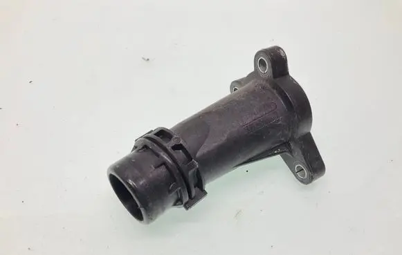 BMW 5 F10 F11 Engine coolant pipe/hose 8511205