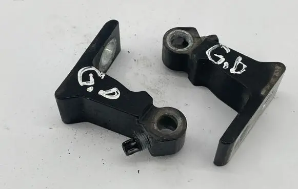 Audi A4 S4 B8 8K Rear door upper hinge 8K0831402F