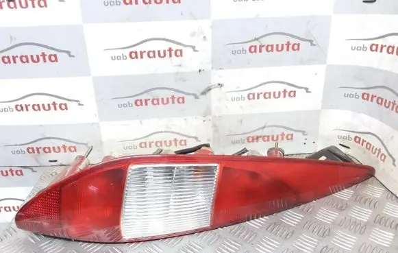 Ford Mondeo Mk III Rear/tail lights 1S7113405C