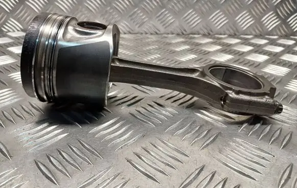 Audi A6 S6 C6 4F Piston with connecting rod 038J