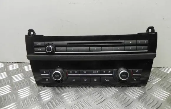 BMW 5 F10 F11 Climate control unit 9241238 Y788