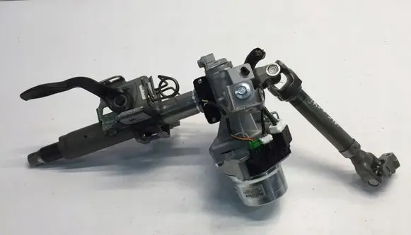 Steering wheel axle set
