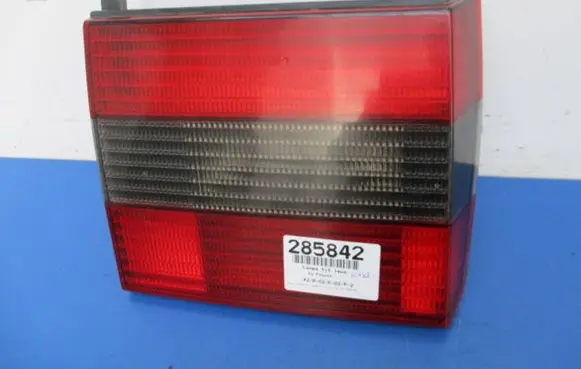 Volkswagen PASSAT B4 Rear/tail lights