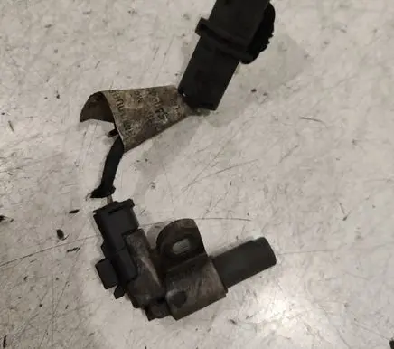 Camshaft position sensor
