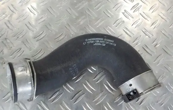 Mercedes-Benz Vito Viano W639 Intercooler hose/pipe A6395283682