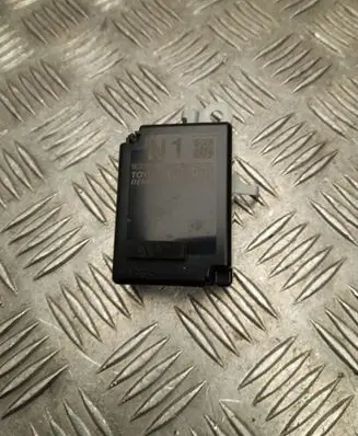 Toyota Prius (XW50) Keyless (KESSY) go control unit/module 8974047010