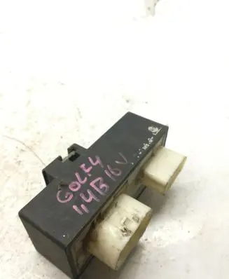 Volkswagen Golf IV Glow plug pre-heat relay 1J0919506K