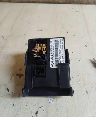 Volkswagen Touran I Comfort/convenience module 1K0959433BT 00897702 00020000