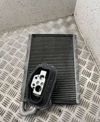 Audi A5 8T 8F Air conditioning (A/C) radiator (interior) 