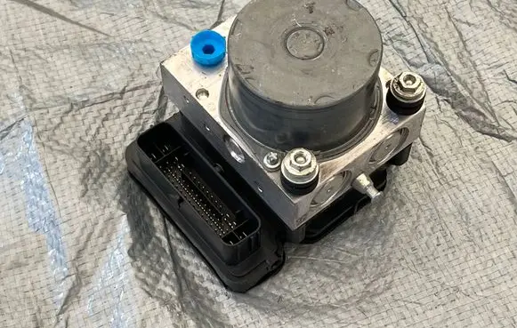 Mazda MX-5 ND ABS Pump 2300090148919 02F5799289