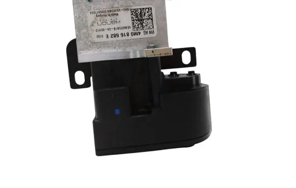Porsche Taycan 9J1 Air conditioning (A/C) expansion valve 4M0816682E VE4A0F5N1B 0019187706