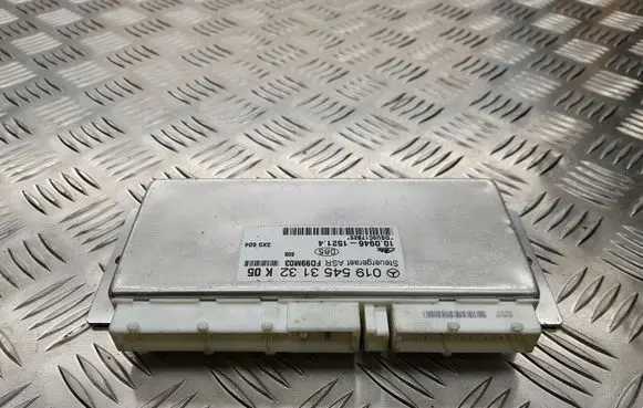 Mercedes-Benz C W202 ABS control unit/module 0195453132