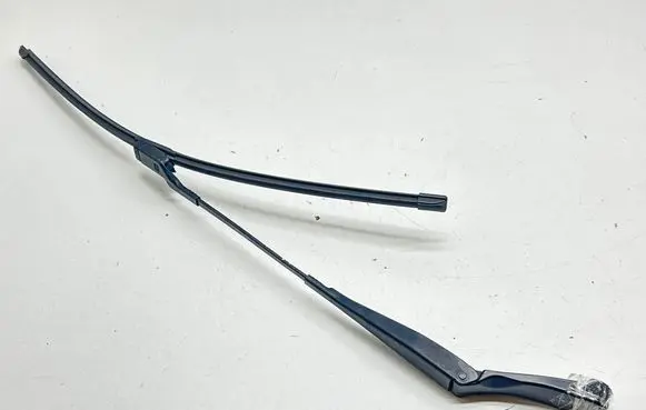 Nissan Pulsar Front wiper blade arm 288814MA0A