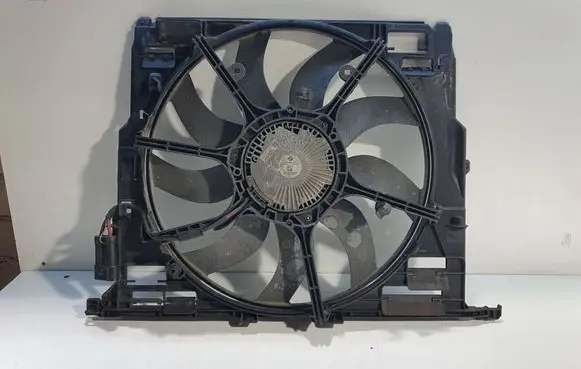 BMW 6 F06 Gran coupe Electric radiator cooling fan 17899010