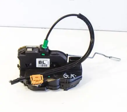 Chevrolet Volt I Rear door lock 13579553