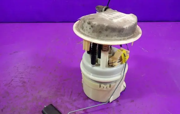 Peugeot 206 CC In-tank fuel pump 
