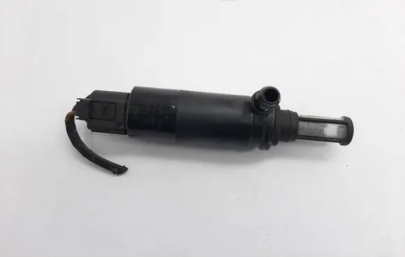 BMW 3 E92 E93 Windscreen/windshield washer pump 6973097
