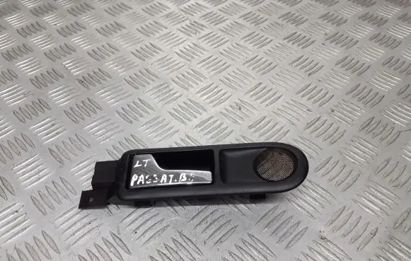 Volkswagen PASSAT B5 Rear door interior handle 3B0839113