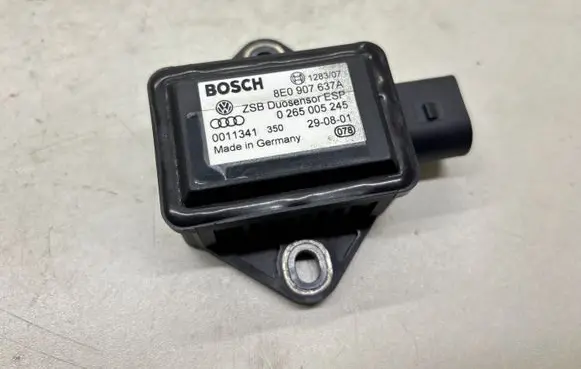 Volkswagen PASSAT B5.5 ESP acceleration yaw rate sensor 8E0907637A