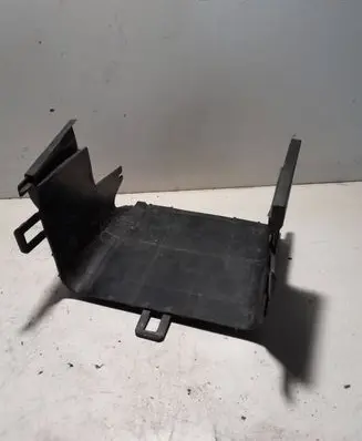 Volkswagen PASSAT B5 Battery box tray cover/lid 3Q0915336A