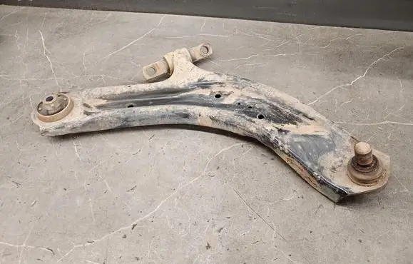 Renault Koleos I Front control arm