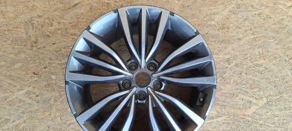 KIA Stinger R18 alloy rim 52910J5110 K61K725