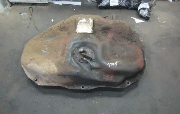 Mazda 626 Fuel tank 
