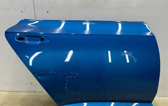 Volkswagen Arteon Rear door 