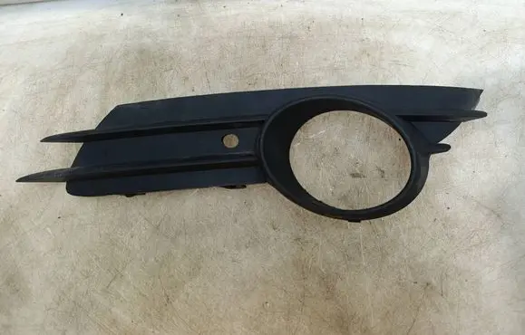 Opel Corsa D Front fog light trim/grill 13211478 475498858