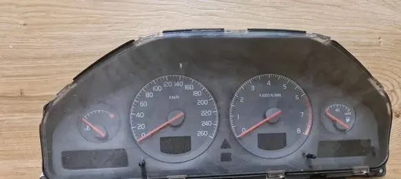 Volvo S80 Speedometer (instrument cluster) 9472449
