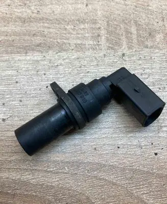BMW 5 E39 Crankshaft position sensor 2247926 25916010
