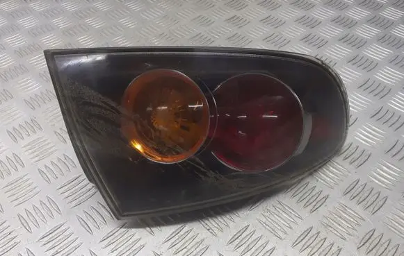 Mazda 3 I Number plate light