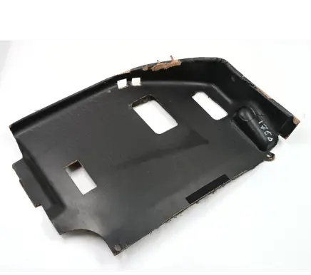 Foot area side trim