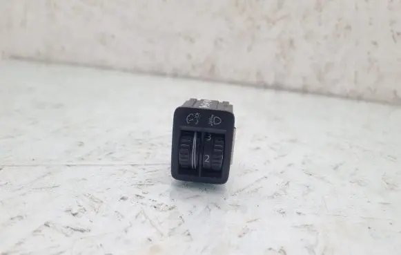 Volkswagen PASSAT B6 Headlight level height control switch 3C0941333A