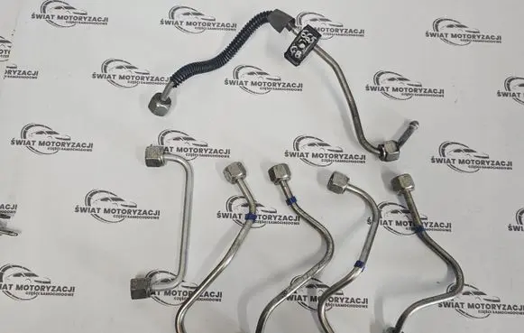 Mazda CX-7 Fuel injector supply line/pipe 665GB