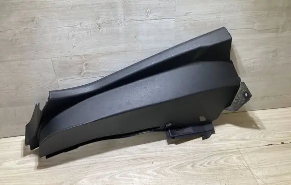 Audi Q3 F3 Rear seat side bottom trim 83F867767