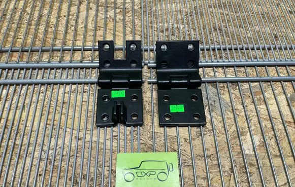 Mercedes-Benz G W461 W463 1st Gen Front door upper hinge A4637200037 4637200037