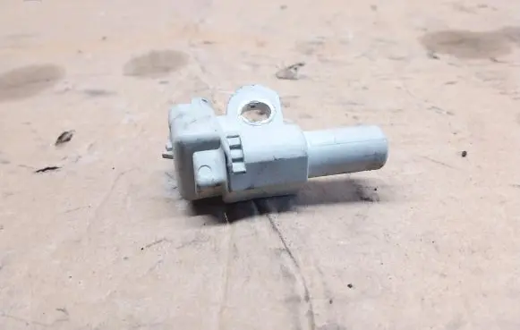 Citroen C4 I Picasso Camshaft position sensor 9661135980
