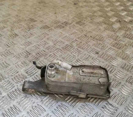 Engine oil radiator
