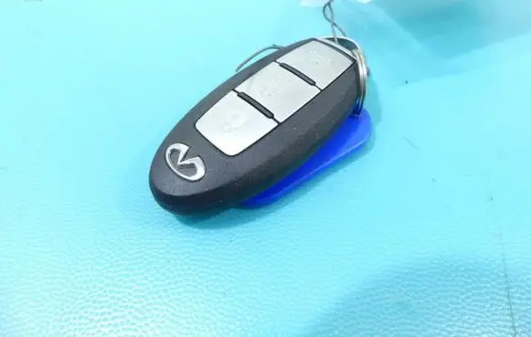 Engine ECU kit and lock set