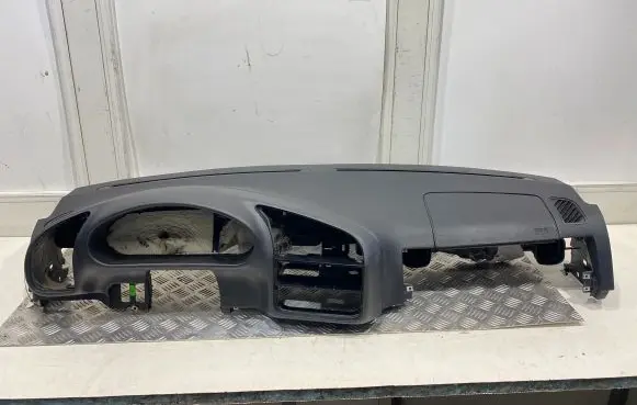 BMW 3 E36 Dashboard