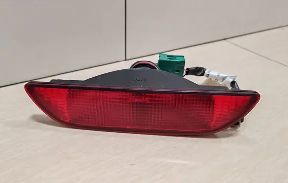 Nissan Note (E11) Rear fog light 265809U00A