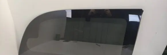 Chrysler Grand Voyager V Rear side window