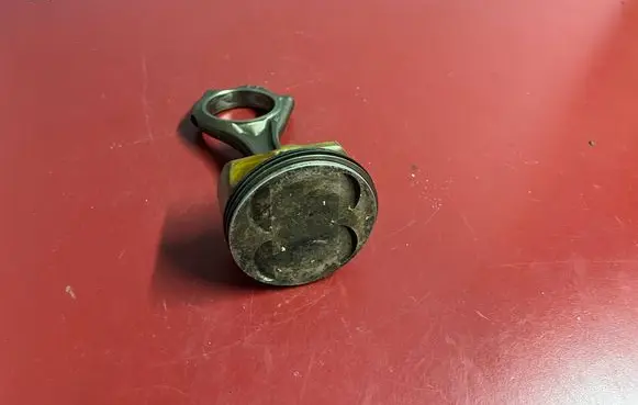 BMW X5 E70 Piston with connecting rod 7544525 7542292 11247544525