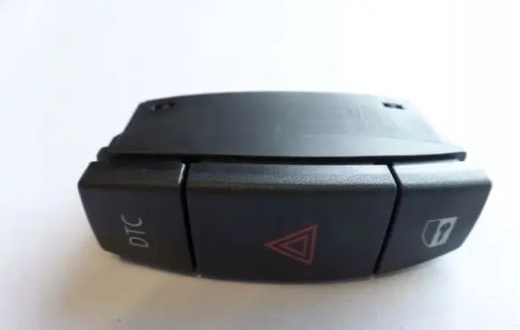BMW 1 E81 E87 Hazard light switch 6945603