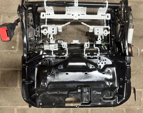 Jeep Grand Cherokee WL Seat adjustment assembly