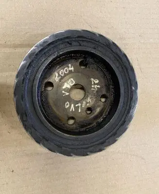 Volvo V70 Crankshaft pulley 30637335