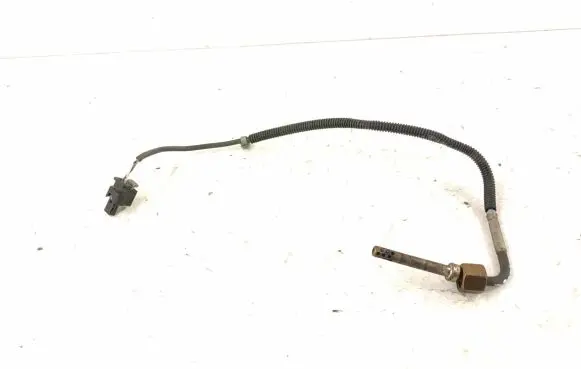 Mercedes-Benz C W204 Lambda probe sensor 0081532728 0009056804