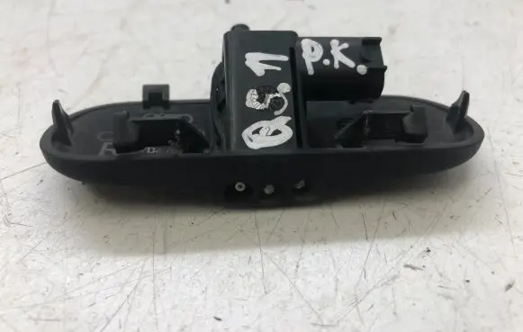 Audi Q5 SQ5 Windshield washer spray nozzle 8R0955988B