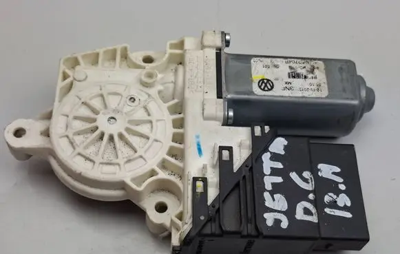 Volkswagen Jetta V Rear door window regulator motor 1K5839401G 12102013